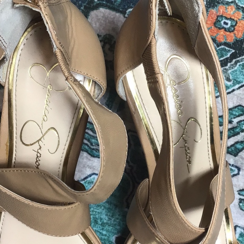Jessica Simpson Jinxxi Tan Faux Leather Crisscross Wedge Sandals Sz 7.5 - Picture 7 of 13